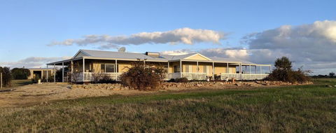 A Better Life Animal Sanctuary FarmStay - Private Two-Bedrooms, Lounge Room & Bathroom & Toilet, Shared Kitchen - Phillip Island Accommodation 0
