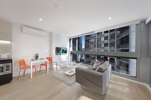 A Bright & Modern CBD Apt Next To Southern Cross - Phillip Island Accommodation 0