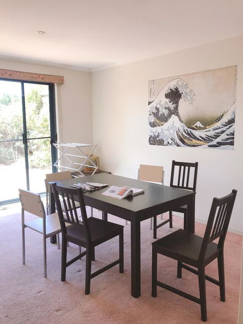 A Clean Private Room, Bruce - Phillip Island Accommodation 3