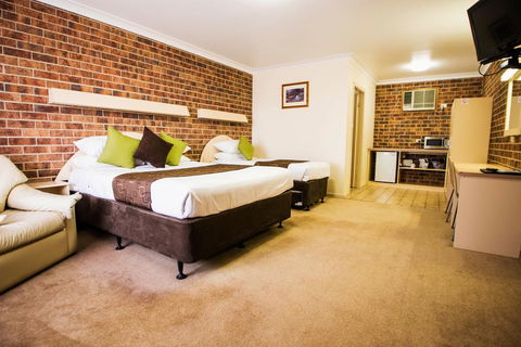 A Line Motel - Phillip Island Accommodation 1