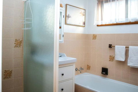 A Little Getaway - Phillip Island Accommodation 2