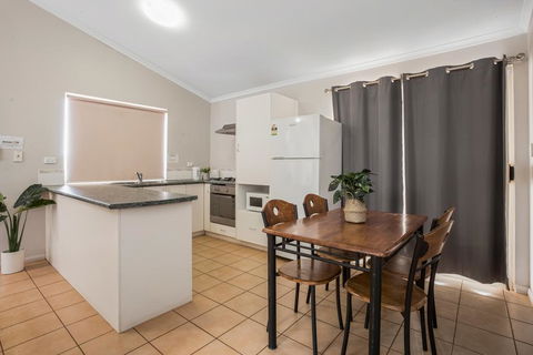 AAOK Karratha Caravan Park - Phillip Island Accommodation 2