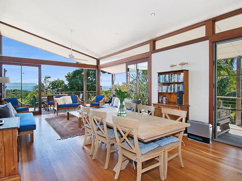 Above The Pass - Phillip Island Accommodation 3