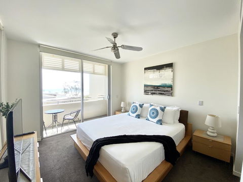 Absolute Beachfront - Cabarita Beach - Ocean Views - 3 Bed Apartment - Phillip Island Accommodation 3