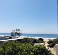 Absolute Beachfront - Cabarita Beach - Ocean Views - 3 Bed Apartment - Phillip Island Accommodation