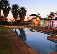 Absolute Lakes Entrance Motel - Phillip Island Accommodation