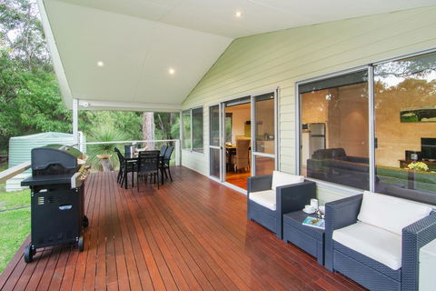 Acacia Chalets Margaret River - Phillip Island Accommodation 3