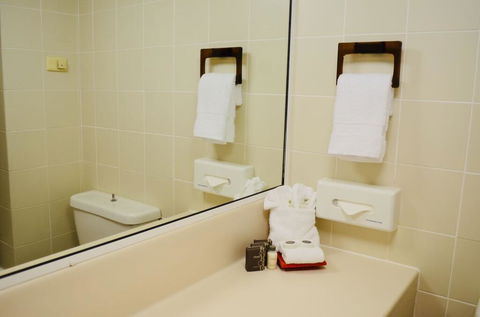 Acacia Court Hotel - Phillip Island Accommodation 3