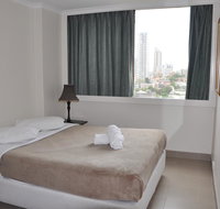 Accommodation Sydney City Centre - Hyde Park Plaza 3 bedroom 1 bathroom Apartment - Phillip Island Accommodation