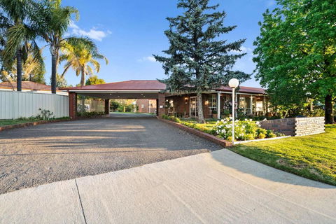 Econo Lodge Border Gateway Wodonga - Phillip Island Accommodation 1