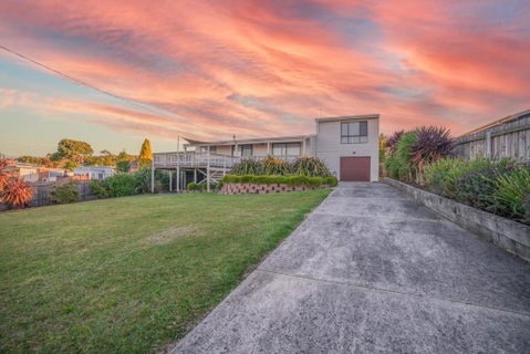 Dune Views - Phillip Island Accommodation 1