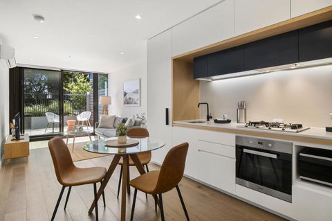 Fabulous 1-Bed With Pool And Private Courtyard - Phillip Island Accommodation 2