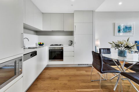 Fabulous Corporate Apartment Macquarie Park M907 - Phillip Island Accommodation 1