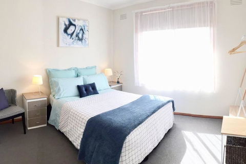 FERNLY BFast, WiFi Nflx AC Walk2Pizza Liquor Deli, - Phillip Island Accommodation 0