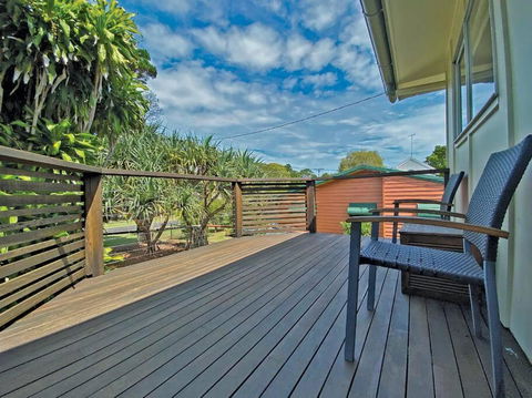 FLINDERS BEACHHOUSE - Phillip Island Accommodation 1