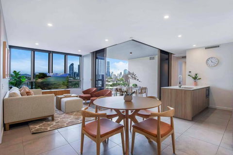 Gabba Oasis:Luxury 3BRM Apt Pool - Phillip Island Accommodation 0