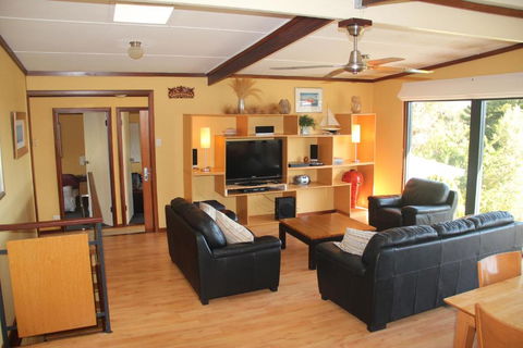 Gabbadah Beach House - Phillip Island Accommodation 2
