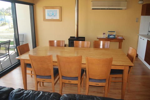 Gabbadah Beach House - Phillip Island Accommodation 3