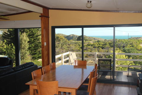 Gabbadah Beach House - Phillip Island Accommodation 1