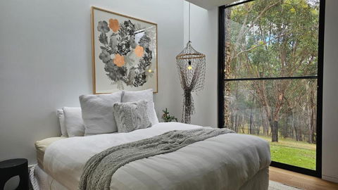 Gabion Hill House Glenlyon - Phillip Island Accommodation 2