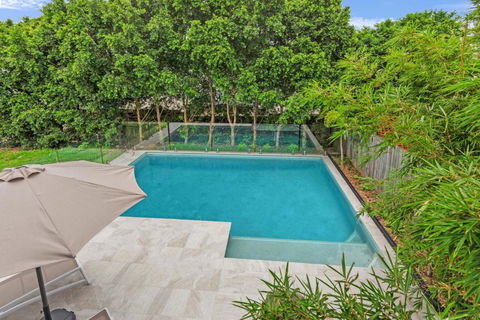 GEORGE8- THE ULTIMATE, FAMILY BEACH HOUSE! - Phillip Island Accommodation 2