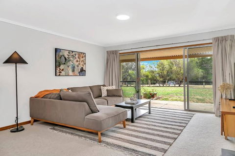 Glenalvie In The Hills - A Peaceful Semi-Rural Haven - Phillip Island Accommodation 2