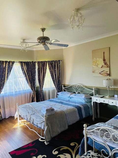GOLDEN LACE B&B - Phillip Island Accommodation 4