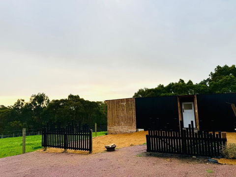 GORGE Chocolates Tiny House - Phillip Island Accommodation 1
