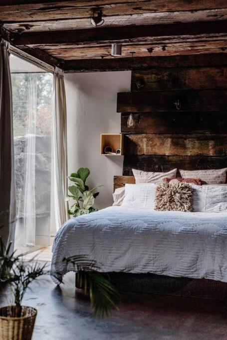 Grand Designs Eco Bush Retreat - Phillip Island Accommodation 1