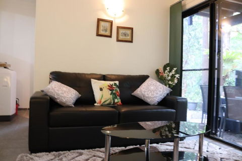 GREEN TREES CHALET Australia Zoo Close By - Phillip Island Accommodation 4
