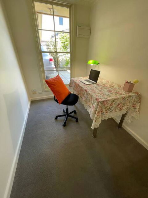 Hampton Spacious House & Pool - Phillip Island Accommodation 1