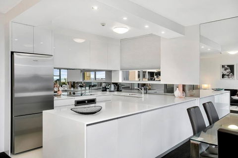 HARIS - Modern 2BR Apartment With Views - Phillip Island Accommodation 1
