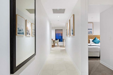 GUARANTEED OCEAN VIEW - Level 16 And Up - Soul Surfers Paradise - Self Contained &Privately Managed - Phillip Island Accommodation 1