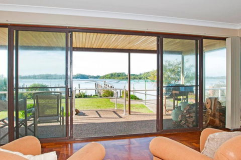 HAIS18G - Riverside Delight - Phillip Island Accommodation 3