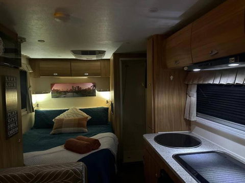 Heated Caravan With All The Trimmings - Phillip Island Accommodation 3