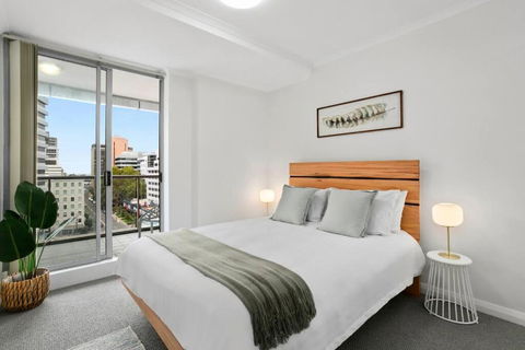 HELP1 - Chatswood Charm Central Apartment Near Station - Phillip Island Accommodation 2