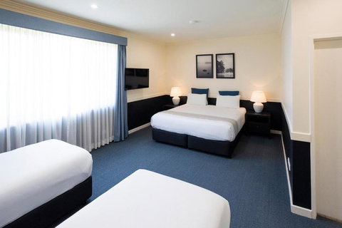 Hawkesbury Race Club Motel - Phillip Island Accommodation 1