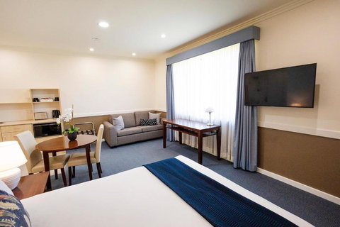 Hawkesbury Race Club Motel - Phillip Island Accommodation 2