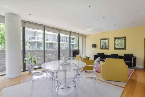 HAZEL Chapel St Socialite. Pool, Spa & Gym - Phillip Island Accommodation 3