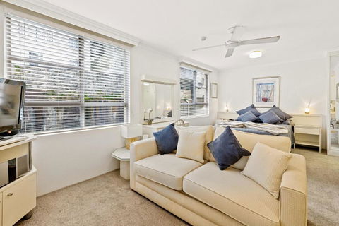 HENRY12 Self- Catering - Phillip Island Accommodation 1