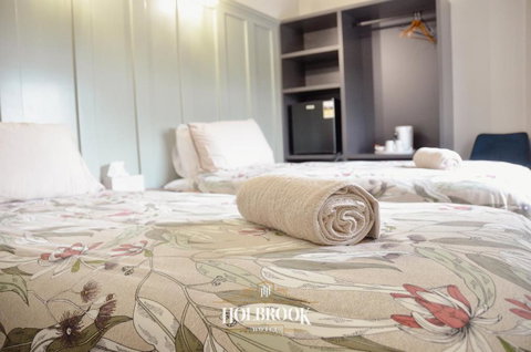 Holbrook Hotel - Phillip Island Accommodation 2