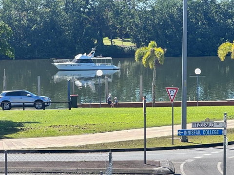 Innisfail Riverfront Motel - Phillip Island Accommodation 1