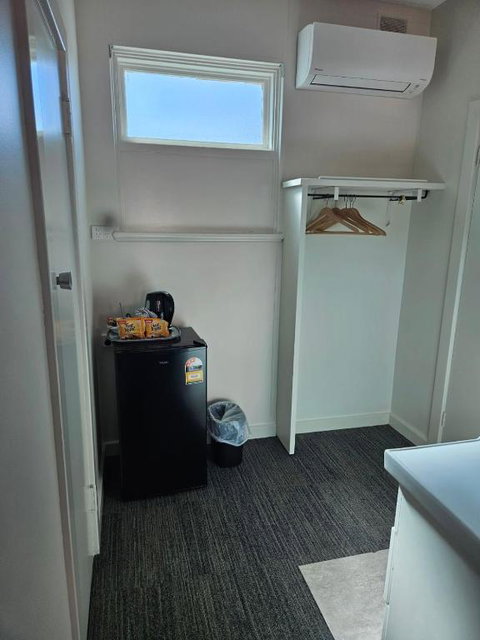 International Hotel Motel - Phillip Island Accommodation 2