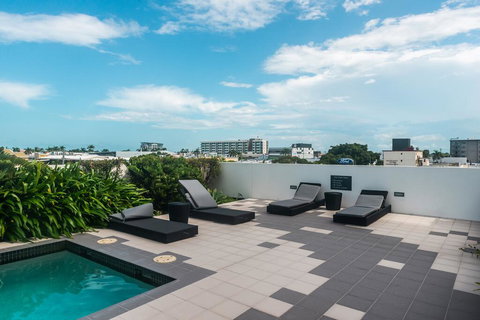 Airtrip Apartments On River Street, Mackay - Phillip Island Accommodation 0