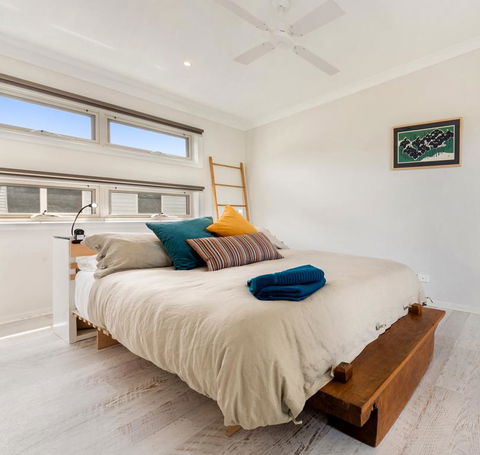 Alice's Palace, 2-minute Walk To Lifeguard Patrolled Surf Beach - Phillip Island Accommodation 0