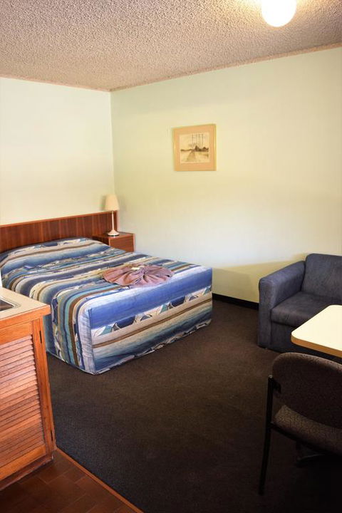 Alkira Motel - Phillip Island Accommodation 3