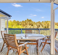 All Decked Out - Phillip Island Accommodation