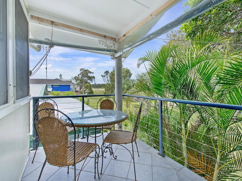 Allamanda House, 3 Willow Street - Phillip Island Accommodation 0