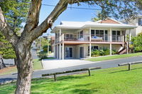 Book Bonny Hills Accommodation Vacations Phillip Island Accommodation Phillip Island Accommodation