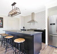 Alpine Knights Stylish Luxury - Phillip Island Accommodation
